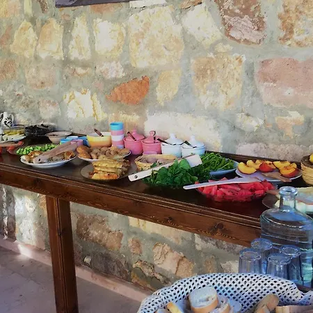 Hayriye Hanim Ege Hotel Ayvalı