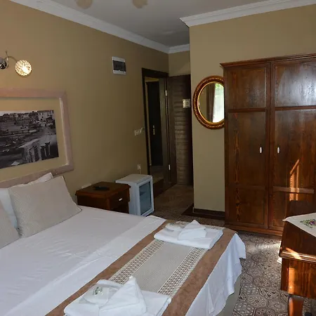 Hayriye Hanim Ege Hotel Ayvalı