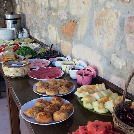 Hayriye Hanim Ege 호텔 Ayvalı