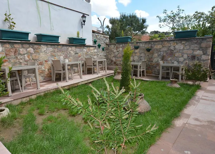 Hayriye Hanim Ege ホテル 2*